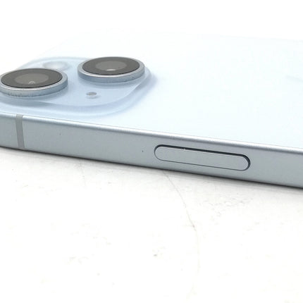 【決算特価！】iPhone 15 / 2023 / 128GB / ブルー / docomo版SIMフリー / ランク:A / MTML3J/A / A3089 【中古品管理番号:38941】