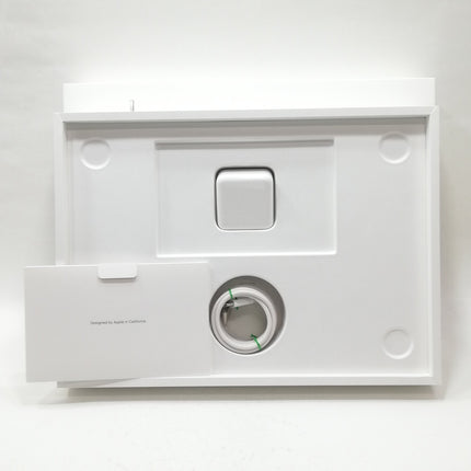 MacBook Air M4 / 13インチ / 2025 / 16GB / 512GB / スターライト / ランク:A / MW103J/A / 【中古品管理番号:38956】