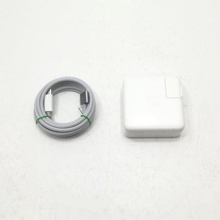 MacBook Air M2 / 13インチ / 2022 / 8GB / 256GB / スペースグレイ / ランク:C / MLXW3J/A / 【中古品管理番号:38959】