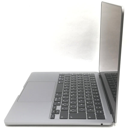 MacBook Air M2 / 13インチ / 2022 / 8GB / 256GB / スペースグレイ / ランク:C / MLXW3J/A / 【中古品管理番号:38959】