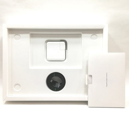 MacBook Pro M4 / 14インチ / 2024 / 16GB / 512GB / スペースブラック / ランク:A / MW2U3J/A / 【中古品管理番号:38980】