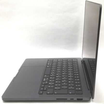MacBook Pro M4 / 14インチ / 2024 / 16GB / 512GB / スペースブラック / ランク:A / MW2U3J/A / 【中古品管理番号:38985】