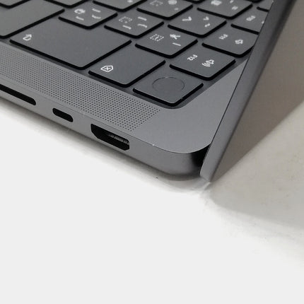 MacBook Pro M4 / 14インチ / 2024 / 16GB / 512GB / スペースブラック / ランク:A / MW2U3J/A / 【中古品管理番号:38993】