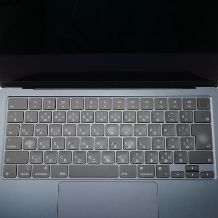 MacBook Air M2 / 13インチ / 2022(2024) / 16GB / 256GB / ミッドナイト / ランク:B / MC7X4J/A / 【中古品管理番号:39016】