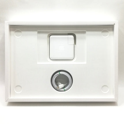 MacBook Pro Touch Bar / 13インチ / 2020 / 16GB / 512GB / スペースグレイ / ランク:B / MWP42J/A / 【中古品管理番号:40239】