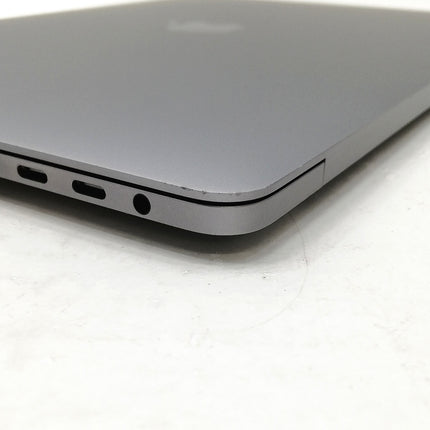 MacBook Pro Touch Bar / 13インチ / 2020 / 16GB / 512GB / スペースグレイ / ランク:B / MWP42J/A / 【中古品管理番号:40239】