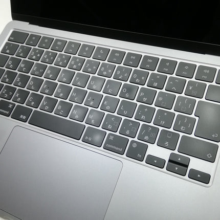 MacBook Air M2 / 13インチ / 2022 / 16GB / 512GB / スペースグレイ / ランク:B / MLXW3J/A / 【中古品管理番号:40277】