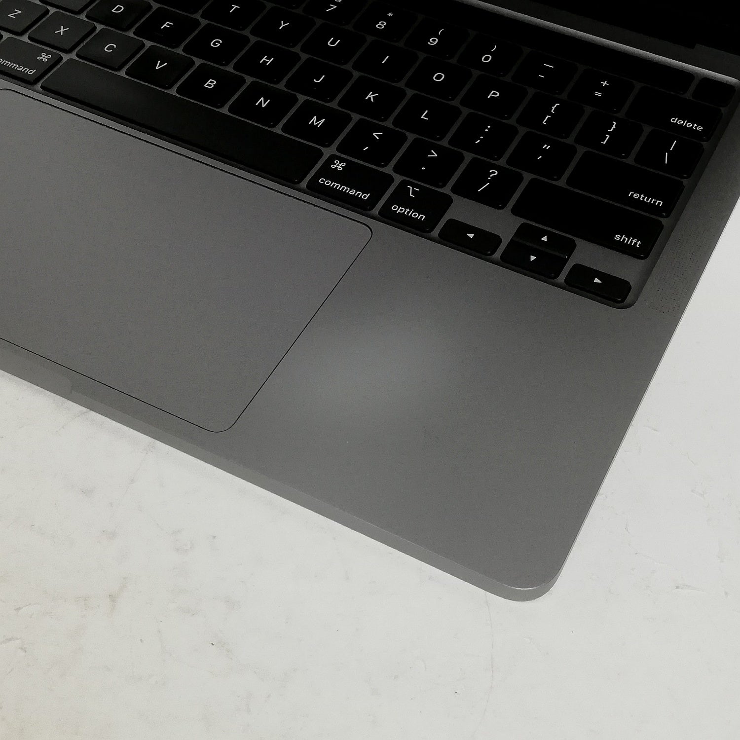 MacBook 中古 販売】MacBook Pro M2 / 13インチ / 2022 / 24GB / 512GB