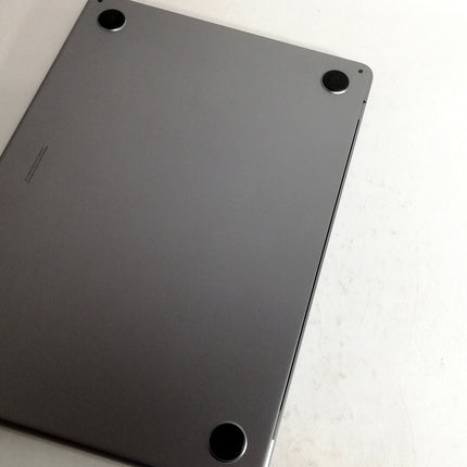 MacBook Air M2 / 13インチ / 2022 / 8GB / 256GB / スペースグレイ / ランク:A / MLXW3J/A / 【中古品管理番号:40292】