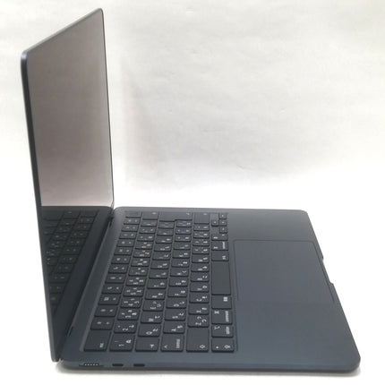 MacBook Air M2 / 13インチ / 2022 / 8GB / 256GB / ミッドナイト / ランク:C / MLY33J/A / 【中古品管理番号:40294】