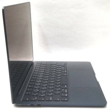 MacBook Air M3 / 13インチ / 2024 / 16GB / 512GB / ミッドナイト / ランク:B / MXCV3J/A / 【中古品管理番号:40297】