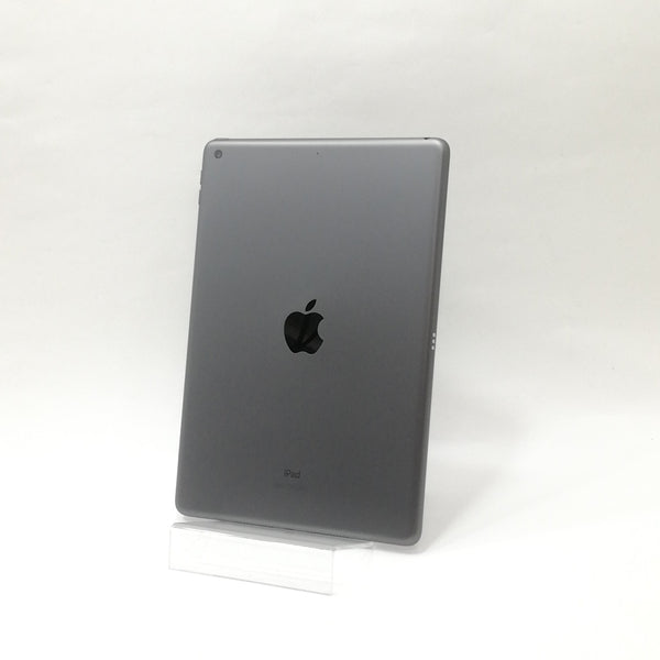 iPad / Wi-Fiモデル / 10.2インチ / 第8世代 / 2020 / 32GB / スペースグレイ / ランク:B / MYL92J/A / A2270 【中古品管理番号:40303】