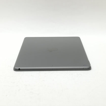 iPad / Wi-Fiモデル / 10.2インチ / 第8世代 / 2020 / 32GB / スペースグレイ / ランク:B / MYL92J/A / A2270 【中古品管理番号:40303】