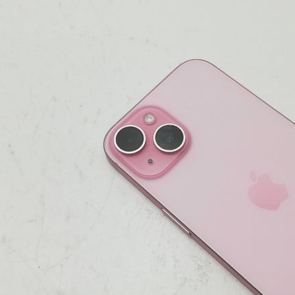 【決算特価！】iPhone 15 / 2023 / 128GB / ピンク / 国内版SIMフリー / ランク:B / MTMJ3J/A / A3089 【中古品管理番号:40309】