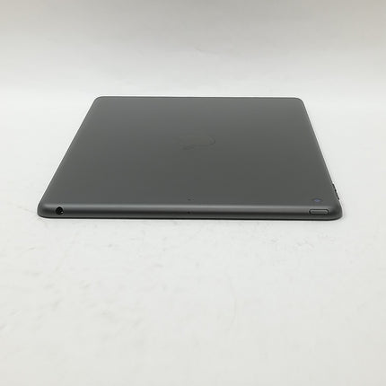 iPad / Wi-Fiモデル / 10.2インチ / 第8世代 / 2020 / 32GB / スペースグレイ / ランク:A / MYL92J/A / A2270 【中古品管理番号:40329】