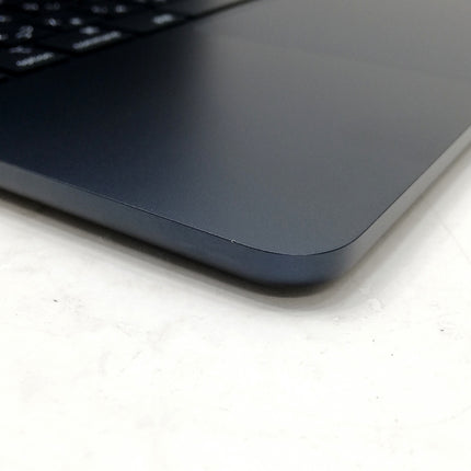 MacBook Air M3 / 13インチ / 2024 / 16GB / 256GB / ミッドナイト / ランク:B / MC8K4J/A / 【中古品管理番号:40344】