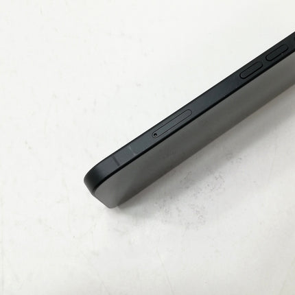 【決算特価！】iPhone 16 / 2024 / 128GB / ブラック / 国内版SIMフリー / ランク:B / MYDQ3J/A / A3286 【中古品管理番号:40346】