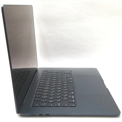 MacBook Air M2 / 15インチ / 2023 / 8GB / 512GB / ミッドナイト / ランク:B / MQKX3J/A / 【中古品管理番号:40388】