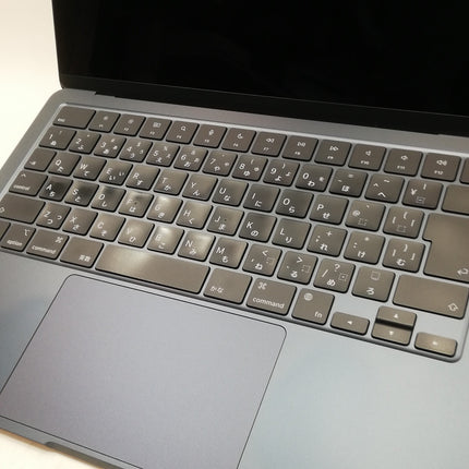 MacBook Air M3 / 13インチ / 2024 / 16GB / 1TB / ミッドナイト / ランク:C / MRXV3J/A / 【中古品管理番号:40398】