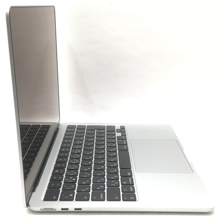 MacBook Air M4 / 13インチ / 2025 / 16GB / 256GB / シルバー / ランク:B / MW0W3J/A / 【中古品管理番号:40457】