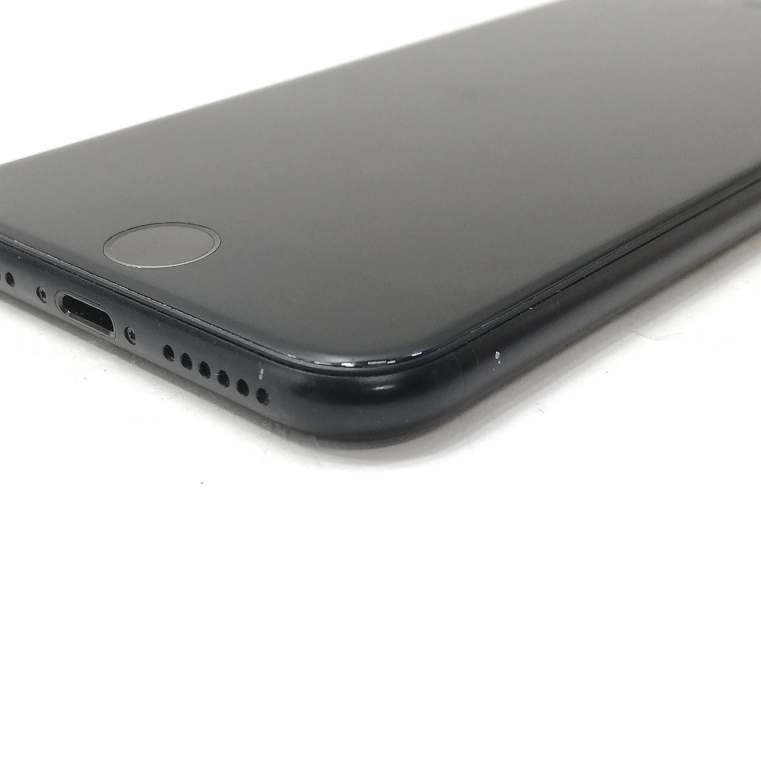 iPhone 中古 販売】iPhone SE 第2世代 / 2020 / 64GB / ブラック / au