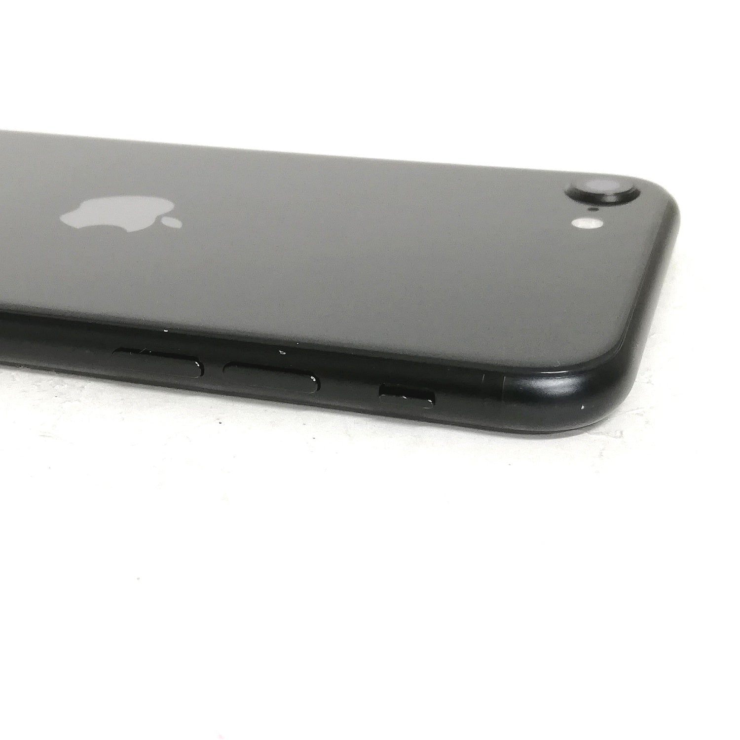 iPhone 中古 販売】iPhone SE 第2世代 / 2020 / 64GB / ブラック / au