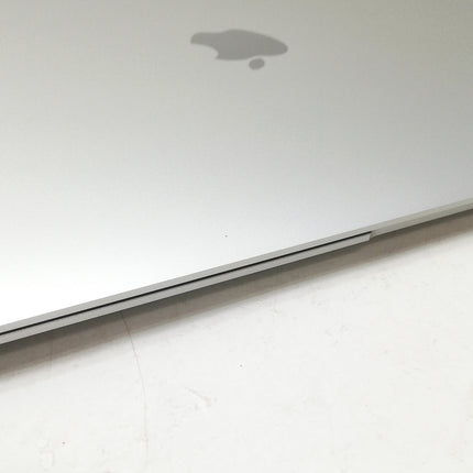 MacBook Air M1 / 13インチ / Mid2020 / 8GB / 256GB / シルバー / ランク:B / MGN93J/A / 【中古品管理番号:40485】