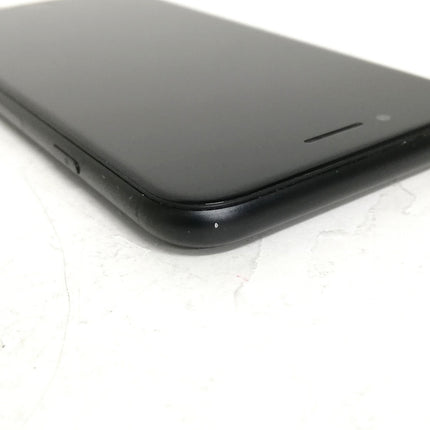 【ピックアップセール！】iPhone SE 第2世代 / 2020 / 64GB / ブラック / au版SIMロック解除品 / ランク:C / MHGP3J/A / A2296 【中古品管理番号:40494】