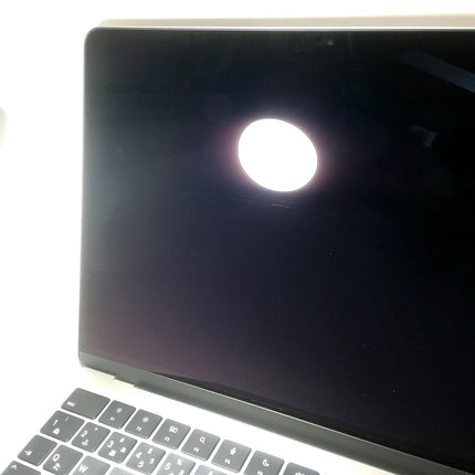 MacBook Air M2 / 13インチ / 2022(2024) / 16GB / 256GB / スターライト / ランク:B / MC7W4J/A / 【中古品管理番号:40497】