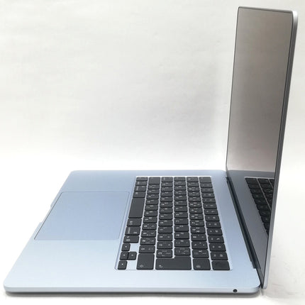MacBook Air M4 / 15インチ / 2025 / 16GB / 256GB / スカイブルー / ランク:A / MC7A4J/A / 【中古品管理番号:40499】