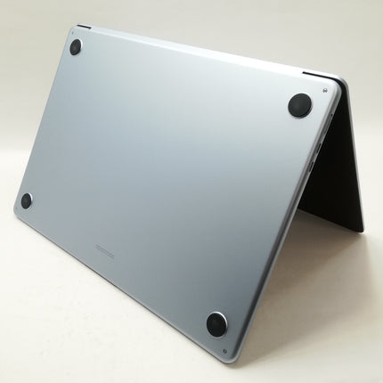 MacBook Air M4 / 15インチ / 2025 / 16GB / 256GB / スカイブルー / ランク:B / MC7A4J/A / 【中古品管理番号:40506】