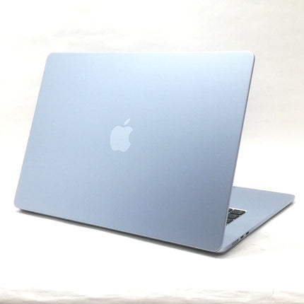 MacBook Air M4 / 15インチ / 2025 / 16GB / 512GB / スカイブルー / ランク:A / MC7C4J/A / 【中古品管理番号:40507】