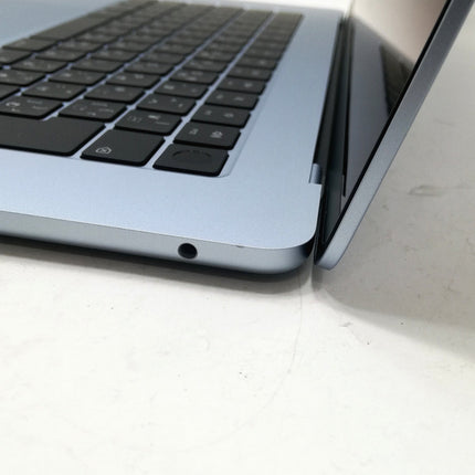 MacBook Air M4 / 15インチ / 2025 / 16GB / 512GB / スカイブルー / ランク:A / MC7C4J/A / 【中古品管理番号:40507】