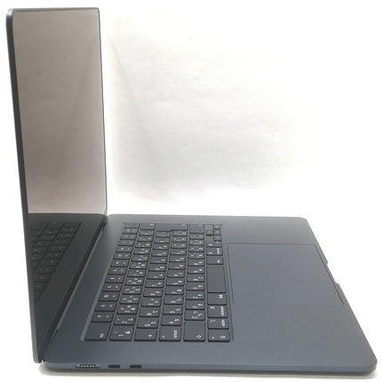 MacBook Air M2 / 15インチ / 2023 / 8GB / 256GB / ミッドナイト / ランク:A / MQKW3J/A / 【中古品管理番号:40511】