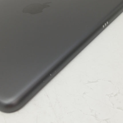 iPad / Wi-Fiモデル / 10.2インチ / 第9世代 / 2021 / 64GB / スペースグレイ / ランク:B / MK2K3J/A / A2602 【中古品管理番号:40525】