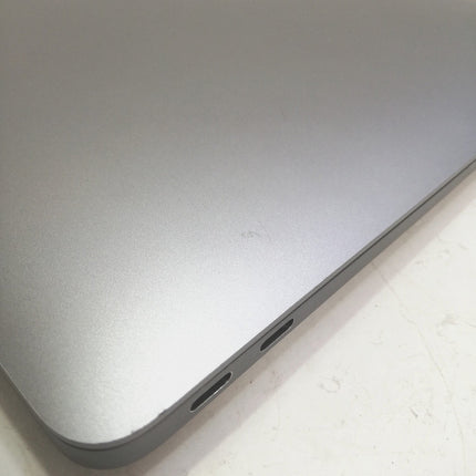 MacBook Air M1 / 13インチ / Mid2020 / 8GB / 256GB / スペースグレイ / ランク:B / MGN63J/A / 【中古品管理番号:40671】
