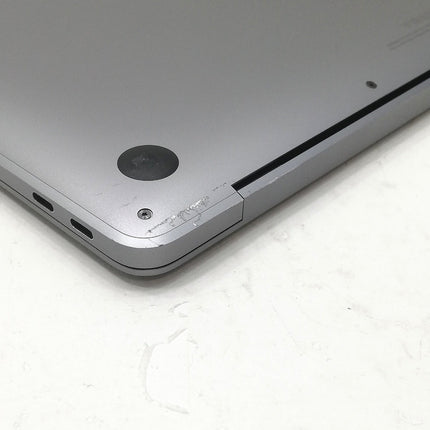 MacBook Air M1 / 13インチ / Mid2020 / 8GB / 256GB / スペースグレイ / ランク:C / MGN63J/A / 【中古品管理番号:40707】