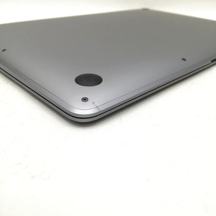 MacBook Air M1 / 13インチ / Mid2020 / 8GB / 256GB / スペースグレイ / ランク:C / MGN63J/A / 【中古品管理番号:40707】