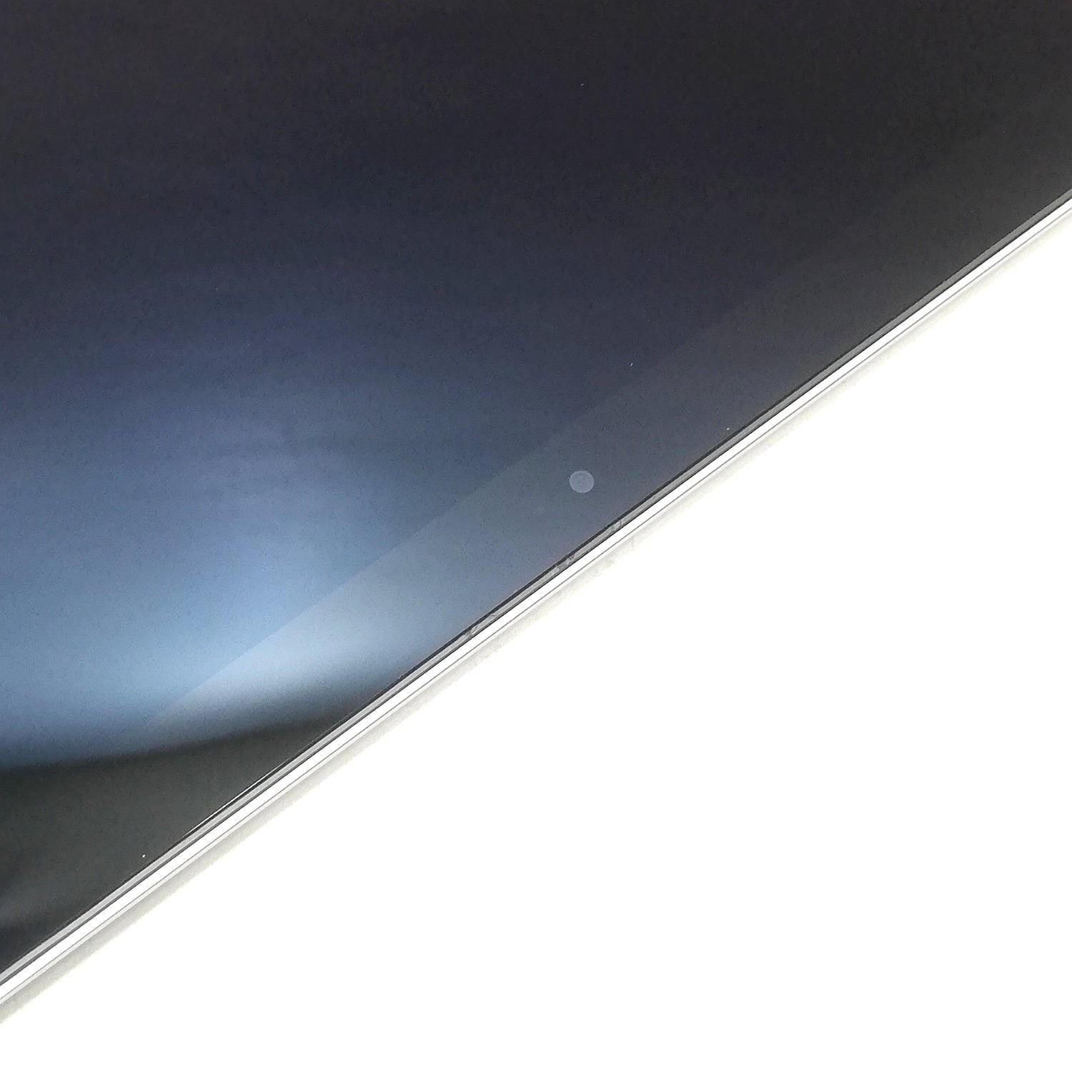 MacBook 中古 販売】MacBook Pro Touch Bar / 13インチ / 2020 / 8GB