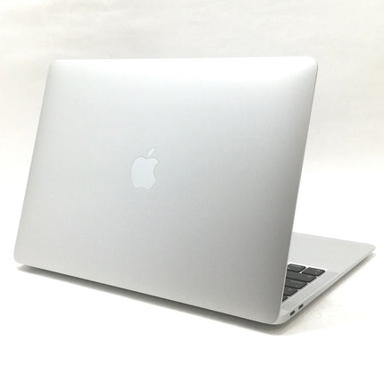 MacBook Air M1 / 13インチ / Mid2020 / 8GB / 256GB / シルバー / ランク:B / MGN93J/A / 【中古品管理番号:40723】