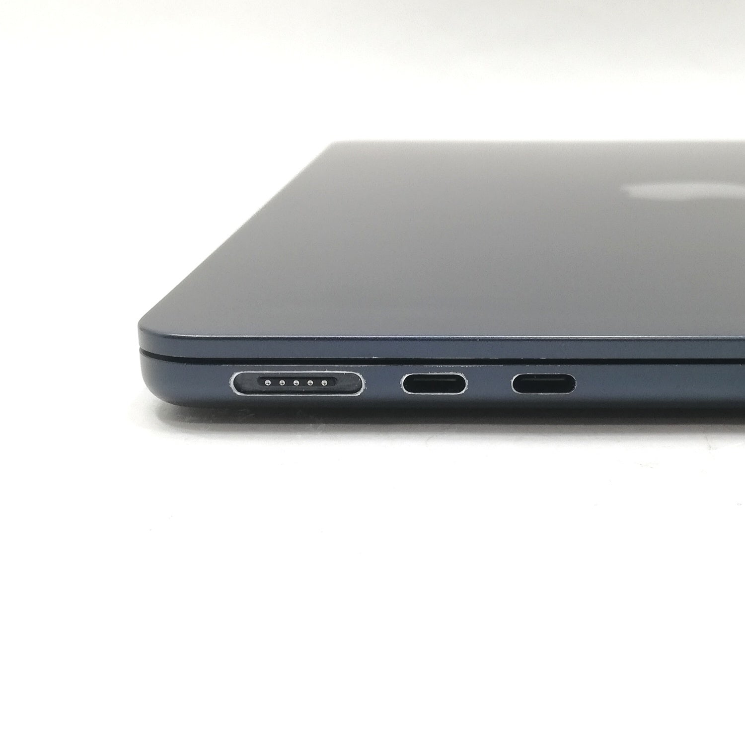 【早い者勝ち値下！】M2 MacBookAir24GB/512GB/ミッドナイト 先行レビュー】欲しさ極まるM2 MacBook Air の新色ミッドナイト実機