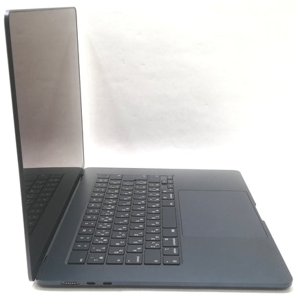 MacBook Air M2 / 15インチ / 2023 / 8GB / 256GB / ミッドナイト / ランク:C / MQKW3J/A / 【中古品管理番号:40746】