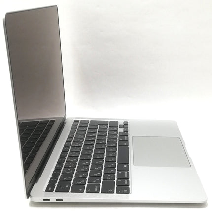MacBook Air M1 / 13インチ / Mid2020 / 8GB / 256GB / シルバー / ランク:B / MGN93J/A / 【中古品管理番号:40766】