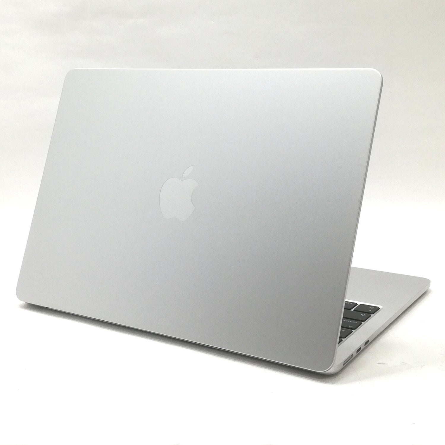 MacBook 中古 販売】MacBook Air M2 / 13インチ / 2022 / 8GB / 512GB