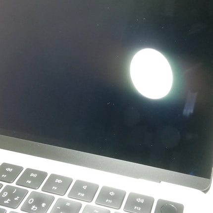 MacBook Air M2 / 13インチ / 2022 / 8GB / 512GB / シルバー / ランク:B / MLXY3J/A / 【中古品管理番号:40791】