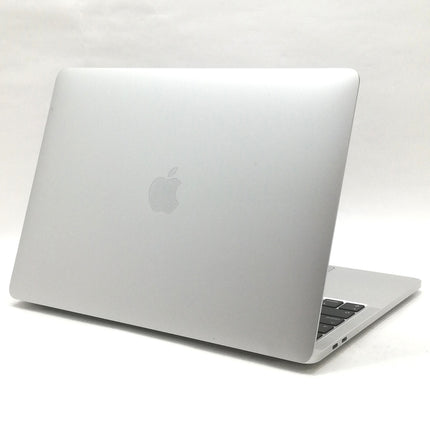 MacBook Pro M1 / 13インチ / Mid2020 / 8GB / 512GB / シルバー / ランク:C / MYDC2J/A / 【中古品管理番号:40802】