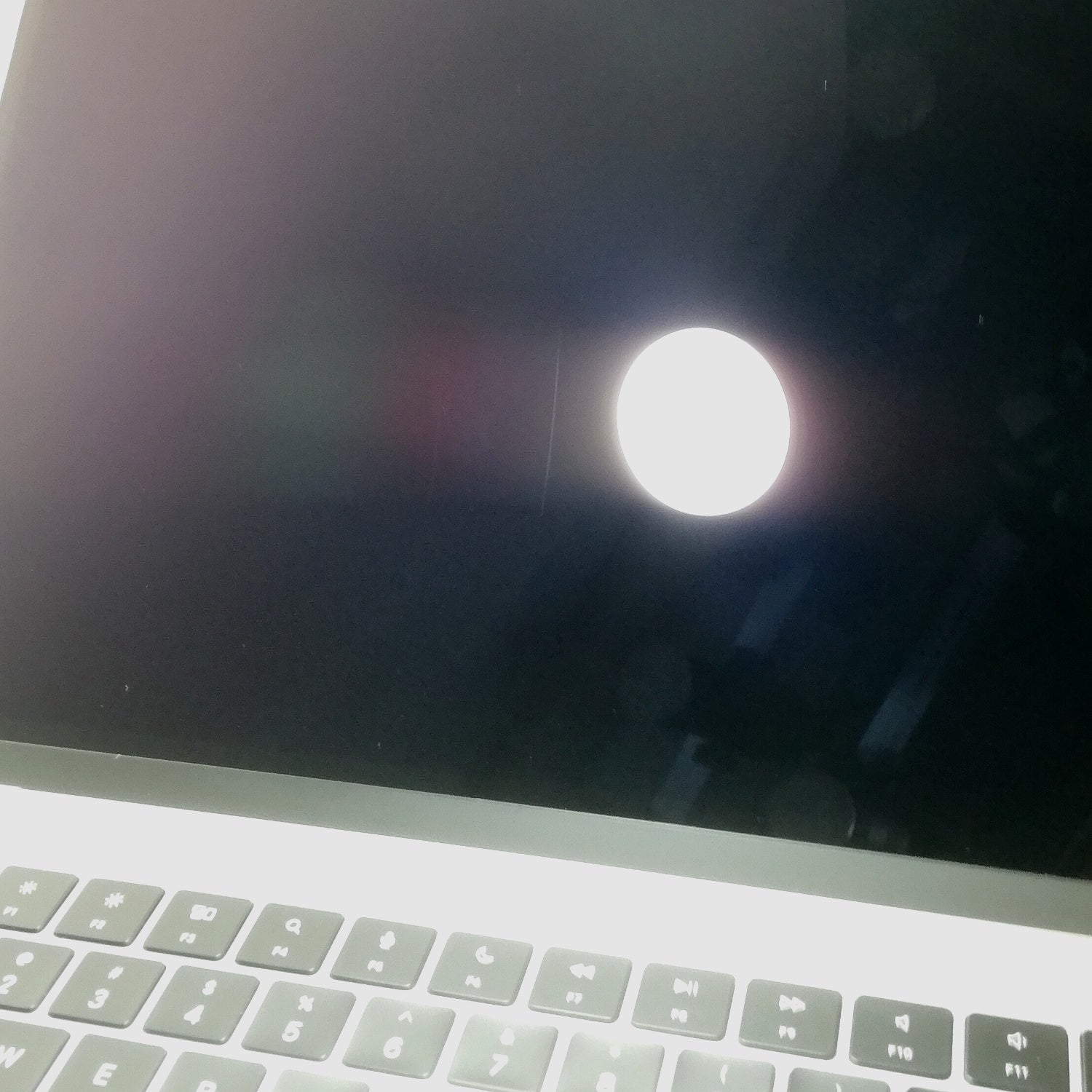 MacBook 中古 販売】MacBook Air M3 / 15インチ / 2024 / 16GB / 256GB