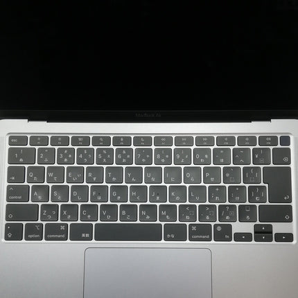 MacBook Air M1 / 13インチ / Mid2020 / 8GB / 256GB / スペースグレイ / ランク:B / MGN63J/A / 【中古品管理番号:40815】