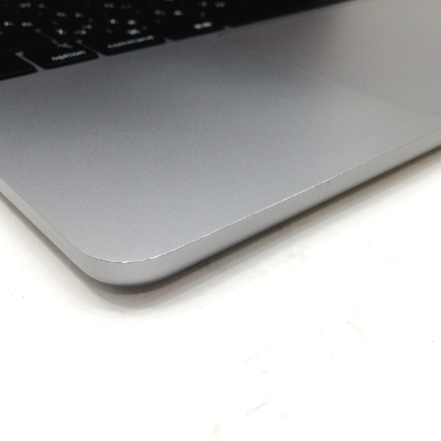 MacBook 中古 販売】MacBook Air M2 / 13インチ / 2022 / 8GB / 256GB
