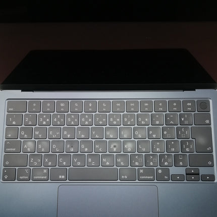 MacBook Air M2 / 13インチ / 2022 / 24GB / 1TB / ミッドナイト / ランク:C / MLY43J/A / 【中古品管理番号:40820】